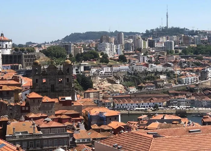 Downtown Clerigos Duplex With River View By Vacationy Lägenhet Oporto