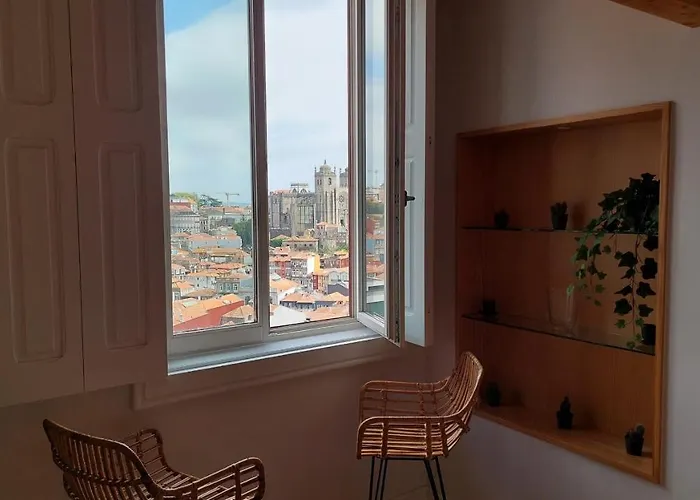 Downtown Clerigos Duplex With River View By Vacationy * Oporto