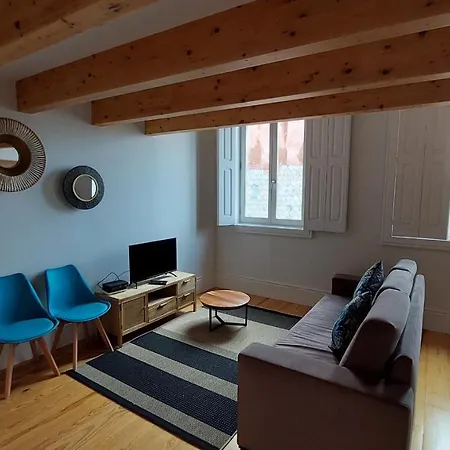 Apartment Downtown Clerigos Duplex With River View By Vacationy