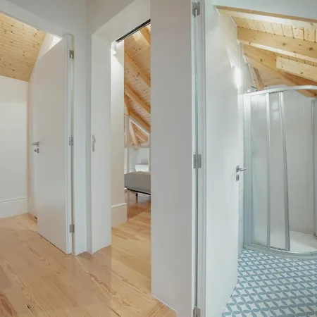 Apartment Downtown Clerigos Duplex With River View By Vacationy Porto