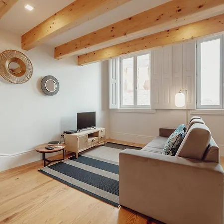 Downtown Clerigos Duplex With River View By Vacationy Porto