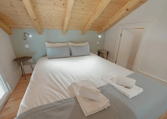 Downtown Clerigos Duplex With River View By Vacationy Daire Porto