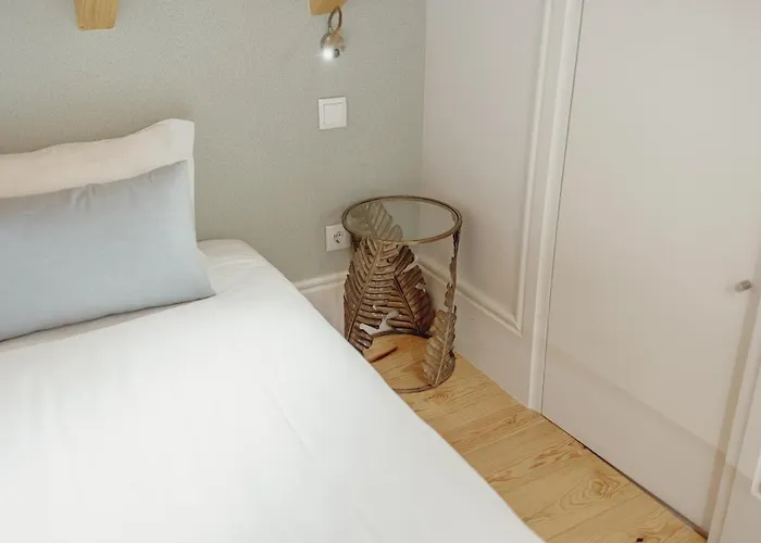 Daire Downtown Clerigos Duplex With River View By Vacationy Porto