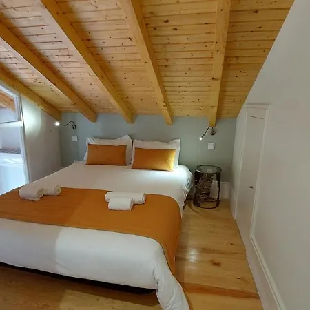 Downtown Clerigos Duplex With River View By Vacationy