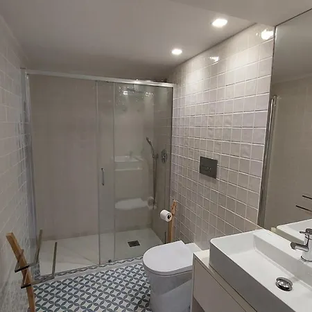 Downtown Clerigos Duplex With River View By Vacationy