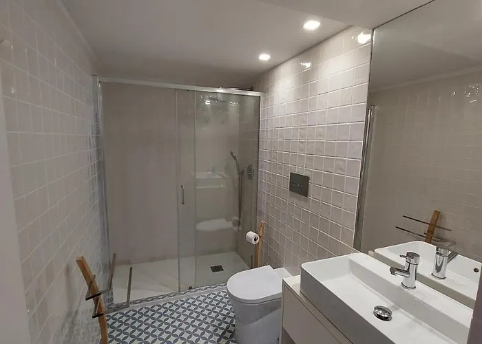 Downtown Clerigos Duplex With River View By Vacationy