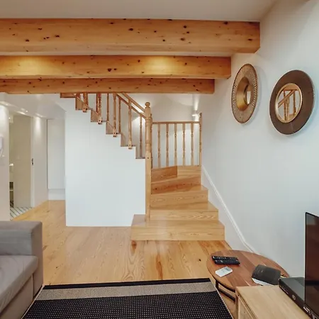 Downtown Clerigos Duplex With River View By Vacationy Appartamento Oporto